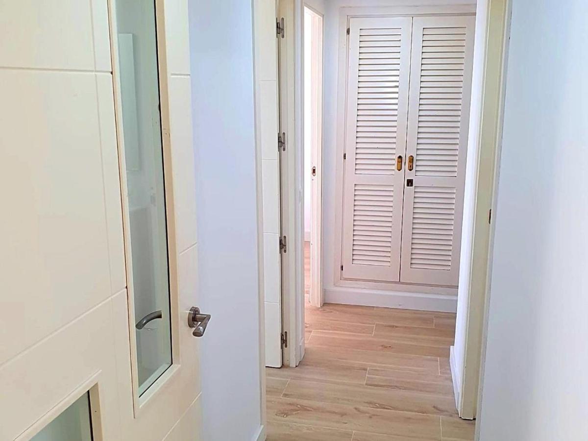 First Line Apartment With 3 Bedrooms And Seaviews Benidorm Exteriér fotografie