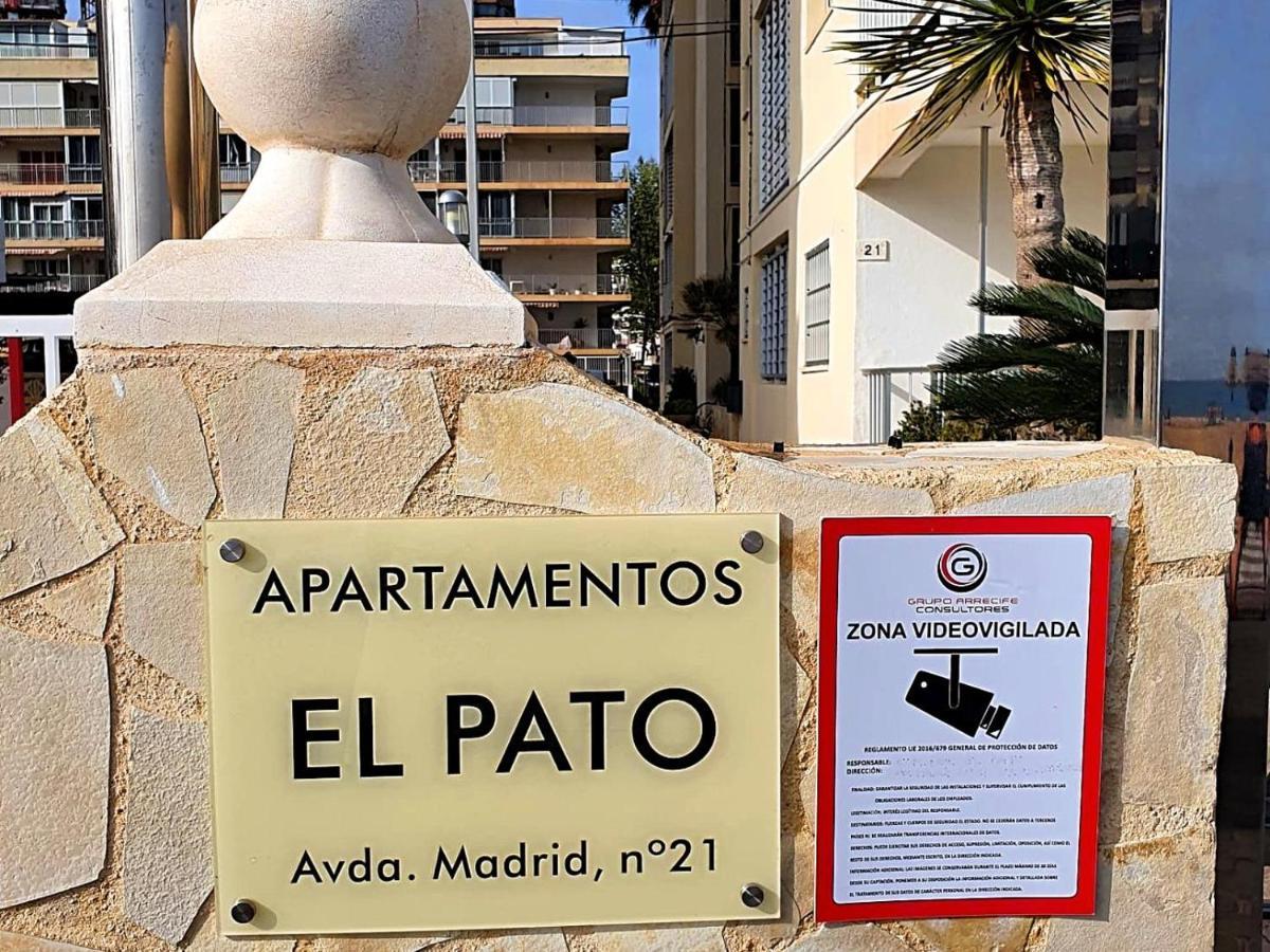 First Line Apartment With 3 Bedrooms And Seaviews Benidorm Exteriér fotografie