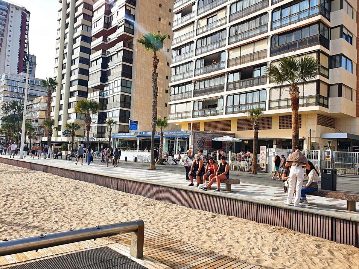 First Line Apartment With 3 Bedrooms And Seaviews Benidorm Exteriér fotografie