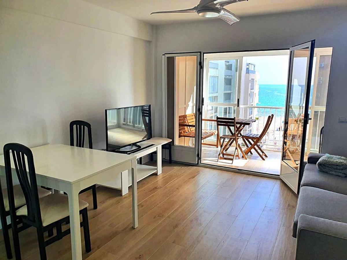 First Line Apartment With 3 Bedrooms And Seaviews Benidorm Exteriér fotografie