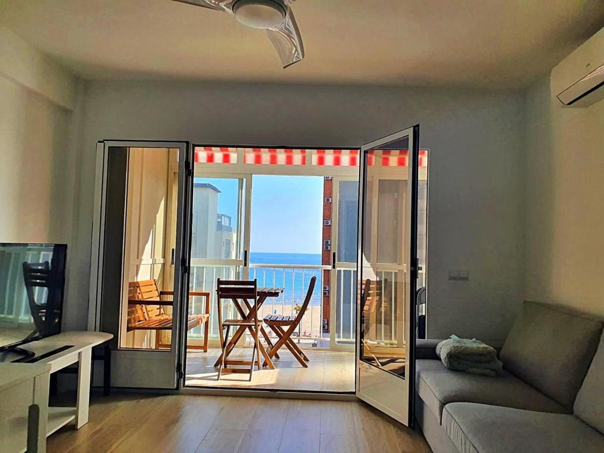 First Line Apartment With 3 Bedrooms And Seaviews Benidorm Exteriér fotografie